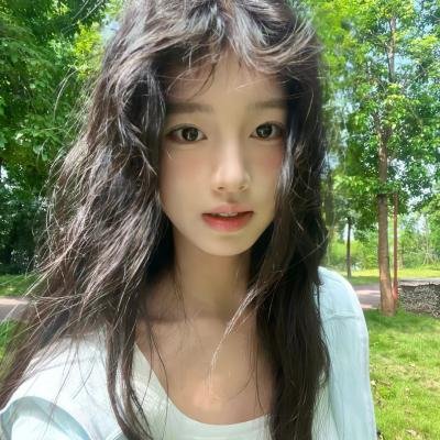新女友封面